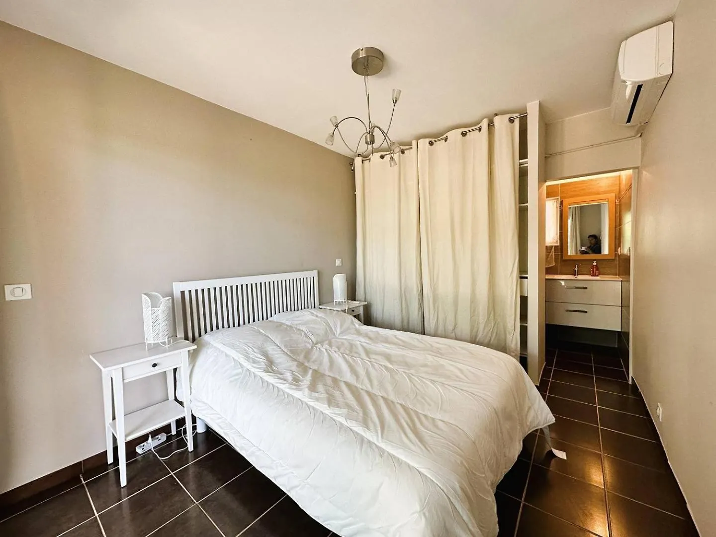 Villa Corail Privee Et Climatisee Pour 10 Personnes Avec Piscine Et Superbe Vue Mer Et Collines A La Londe-Les-Maures