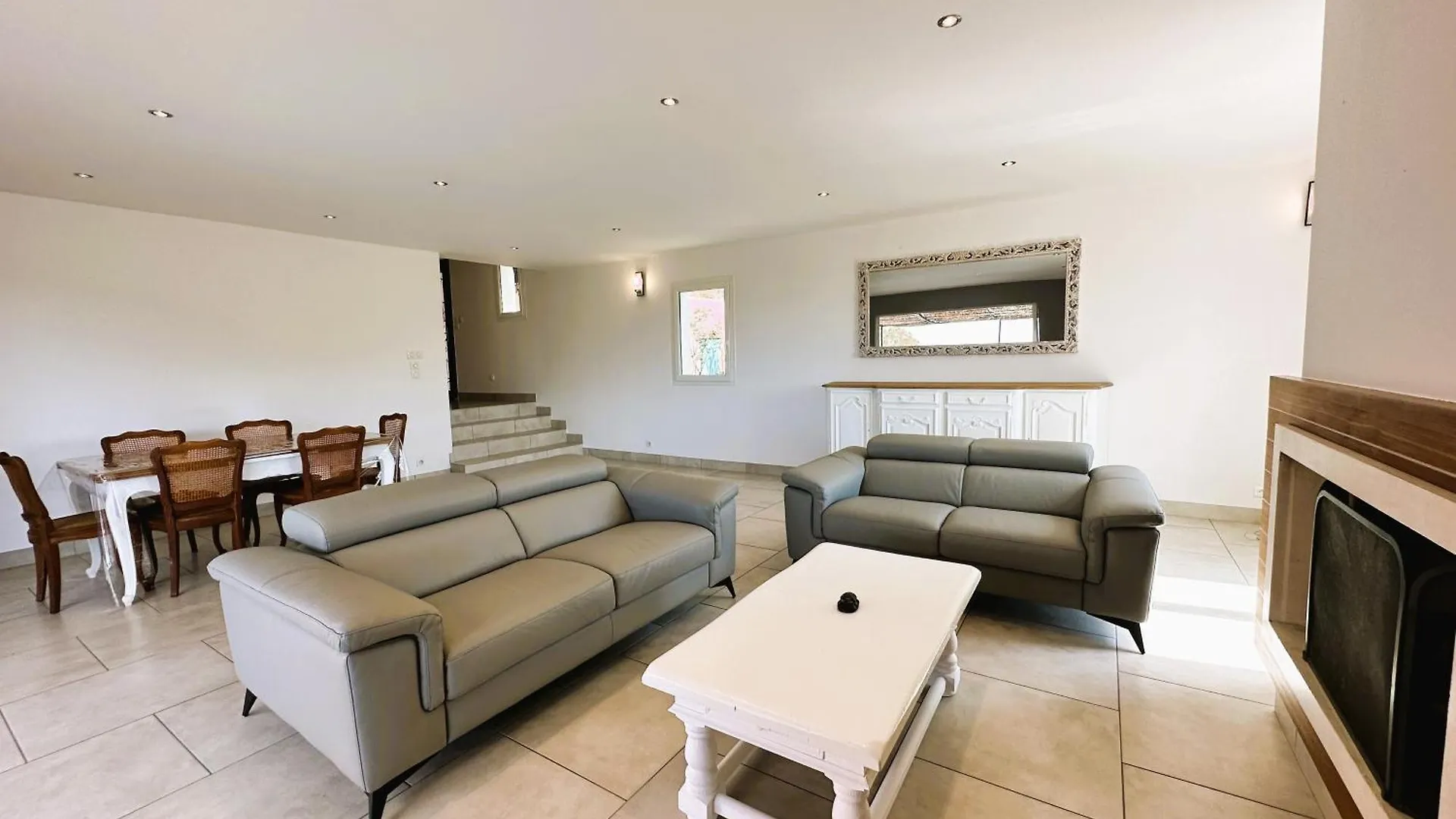 Villa Corail Privee Et Climatisee Pour 10 Personnes Avec Piscine Et Superbe Vue Mer Et Collines A La Londe-Les-Maures